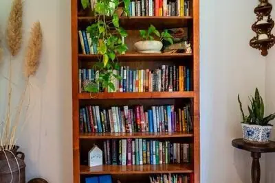 Reading Corner — Built-in shelving